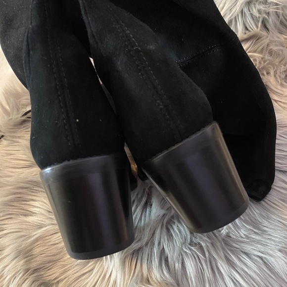 Stuart Weitzman The Tieland Boot Black Suede 9 - Picture 6 of 9